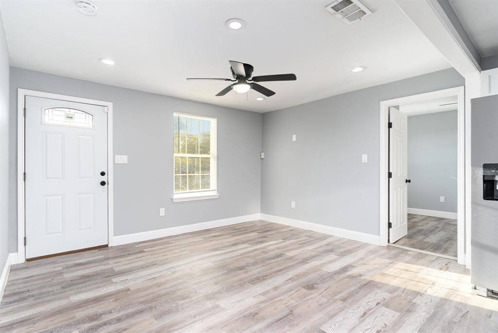 5006 Bartlett Avenue, Dallas, TX 75216