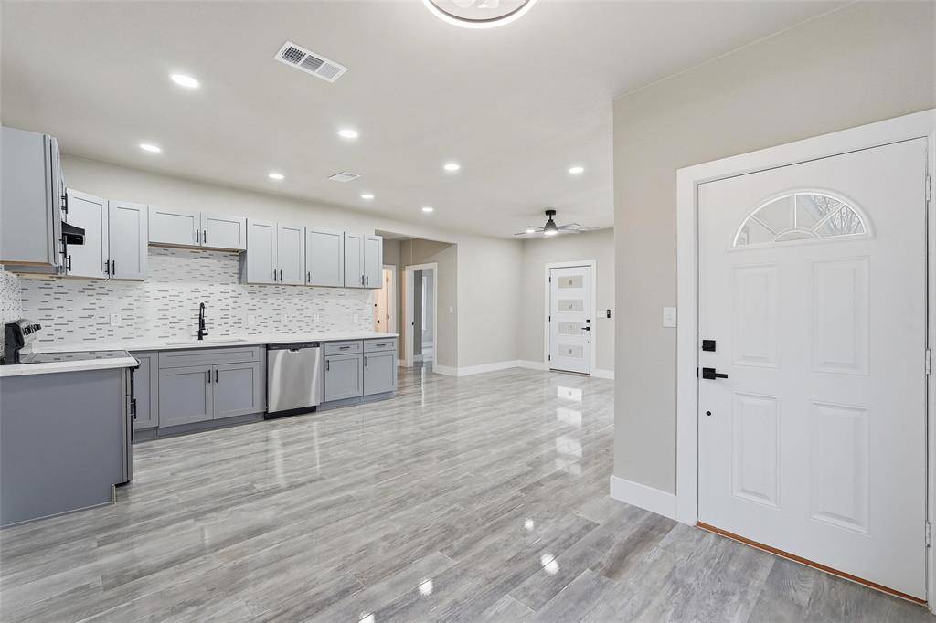 1914 Leath Street, Dallas, TX 75212