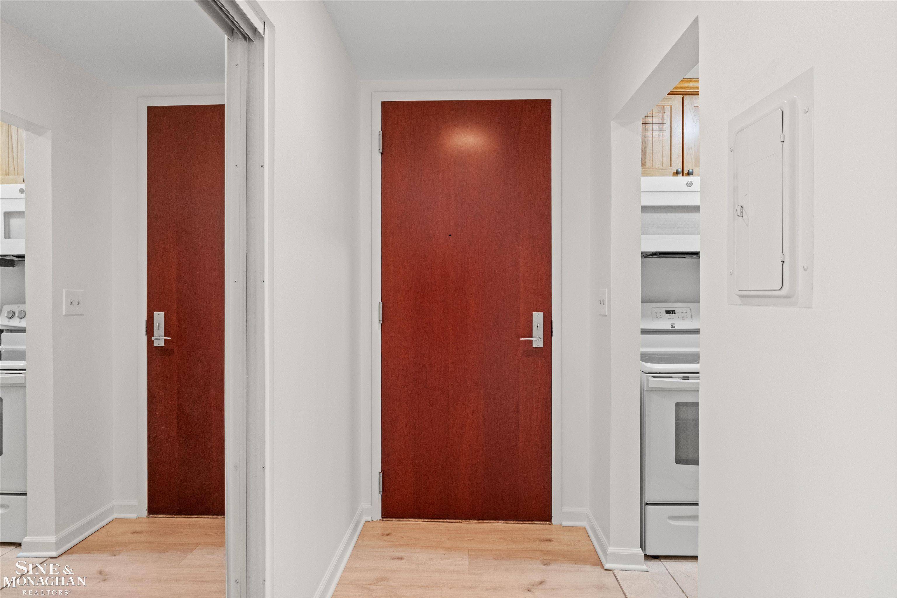 1001 W Jefferson #11E AVE, Detroit, MI 48226