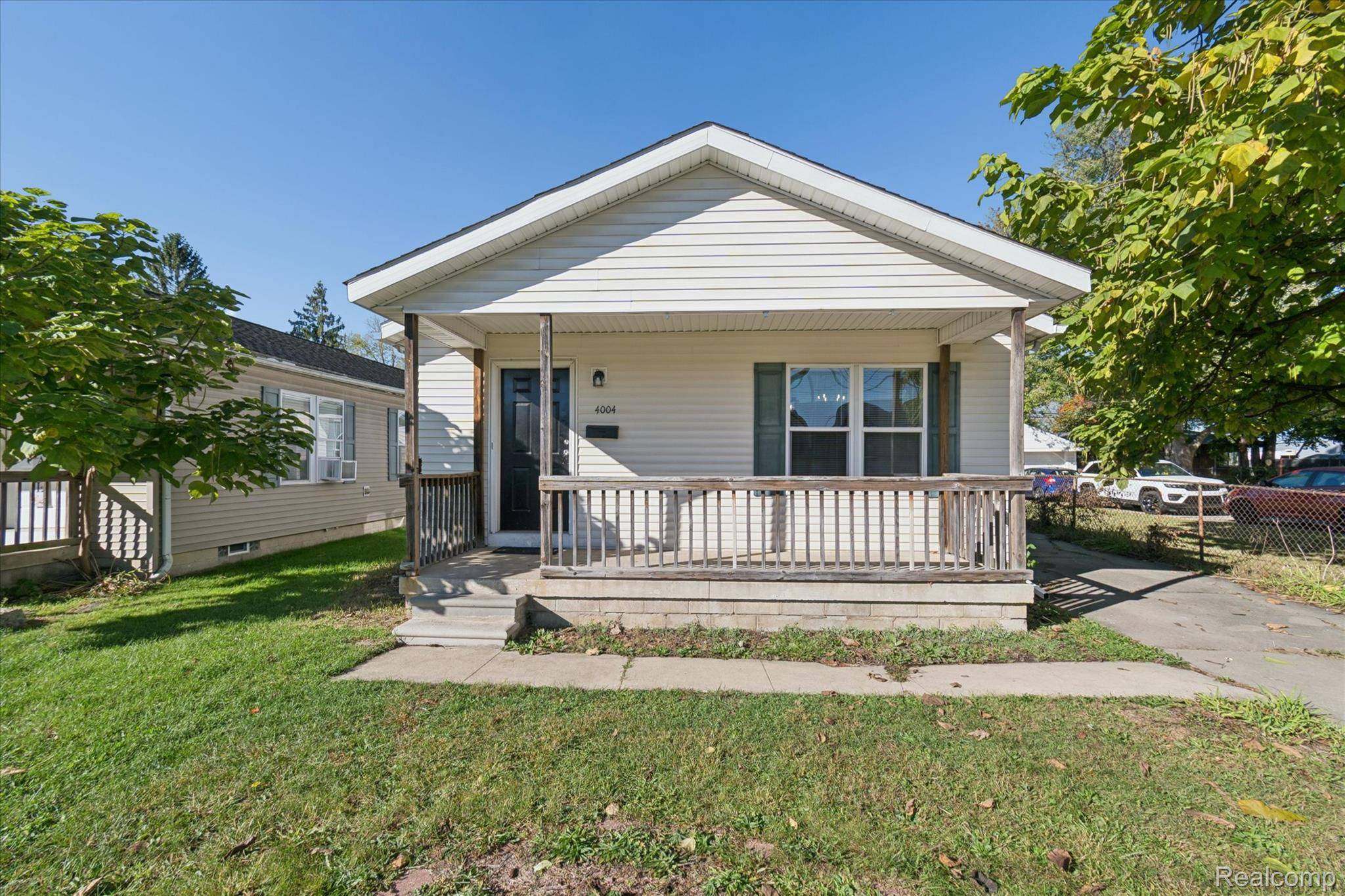 4004 Howe RD, Wayne, MI 48184