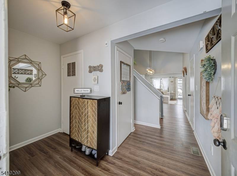 23 Otis Pl, Verona Twp., NJ 07044