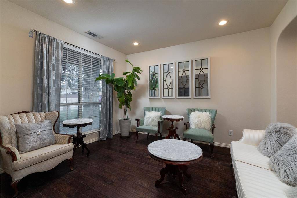 1324 Elise, Cedar Hill, TX 75104