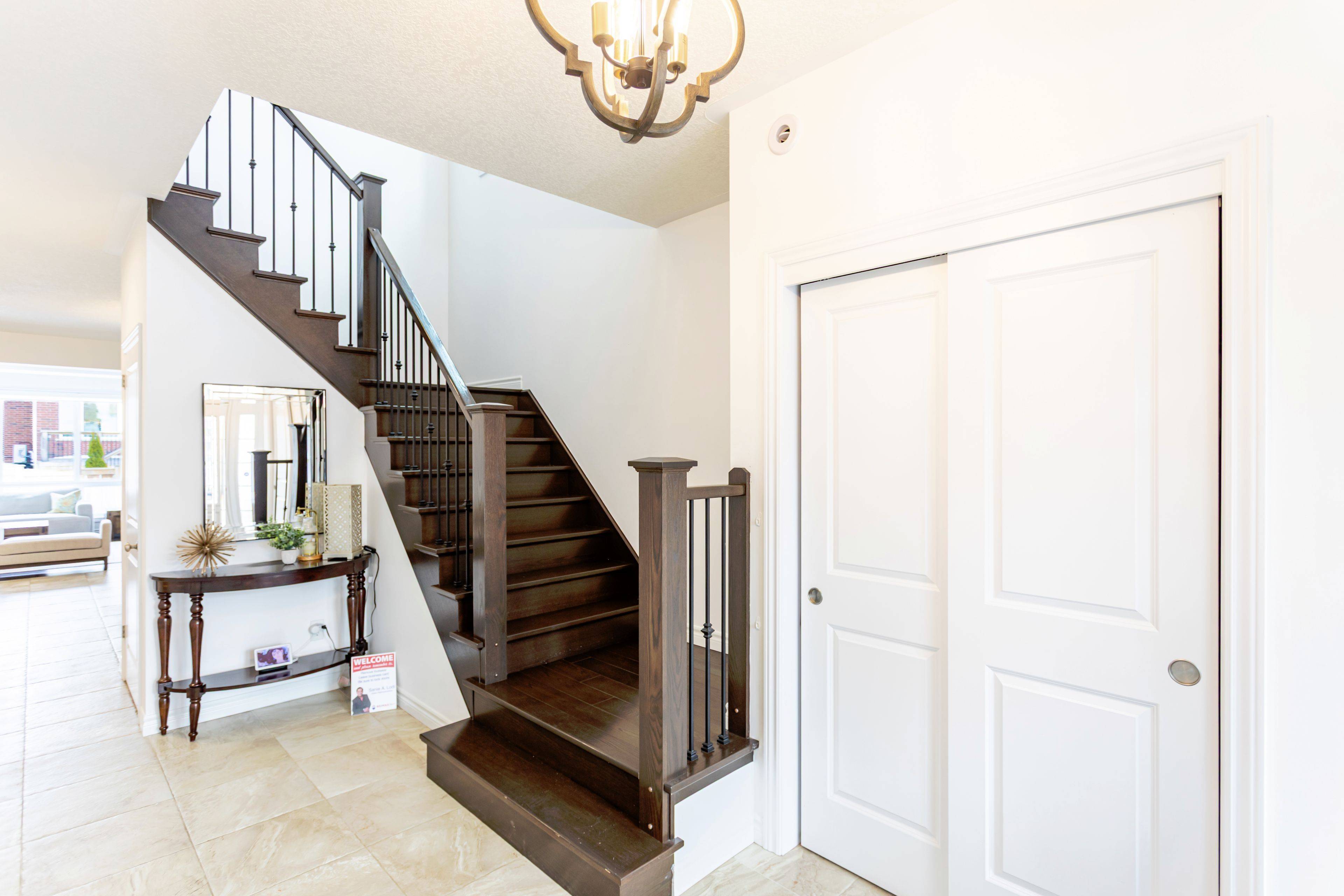 123 LOVETT LN, Guelph, ON N1G 0H1