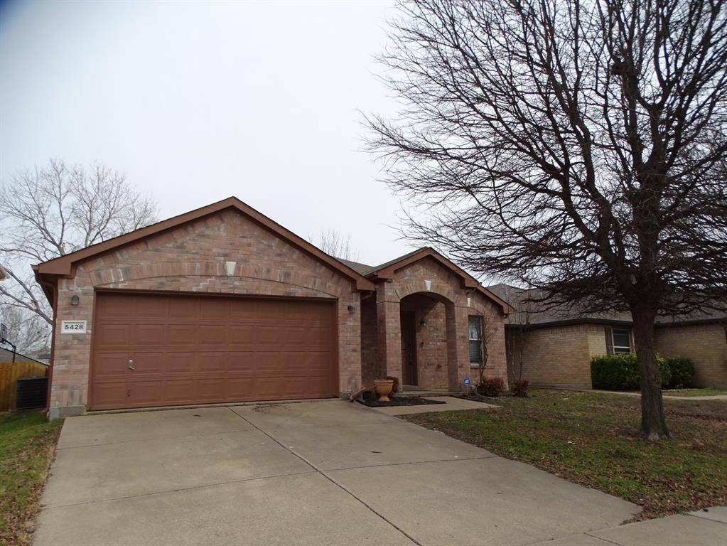 5428 Maverick Drive, Grand Prairie, TX 75052