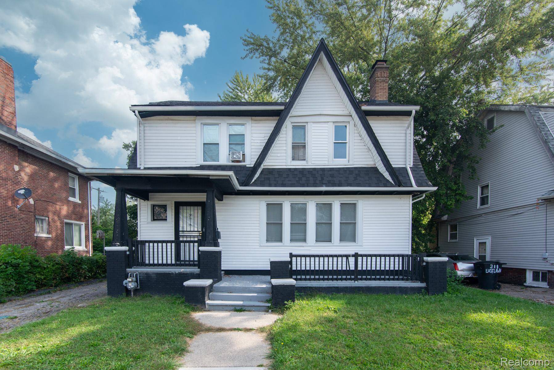 326 Eastlawn ST, Detroit, MI 48215
