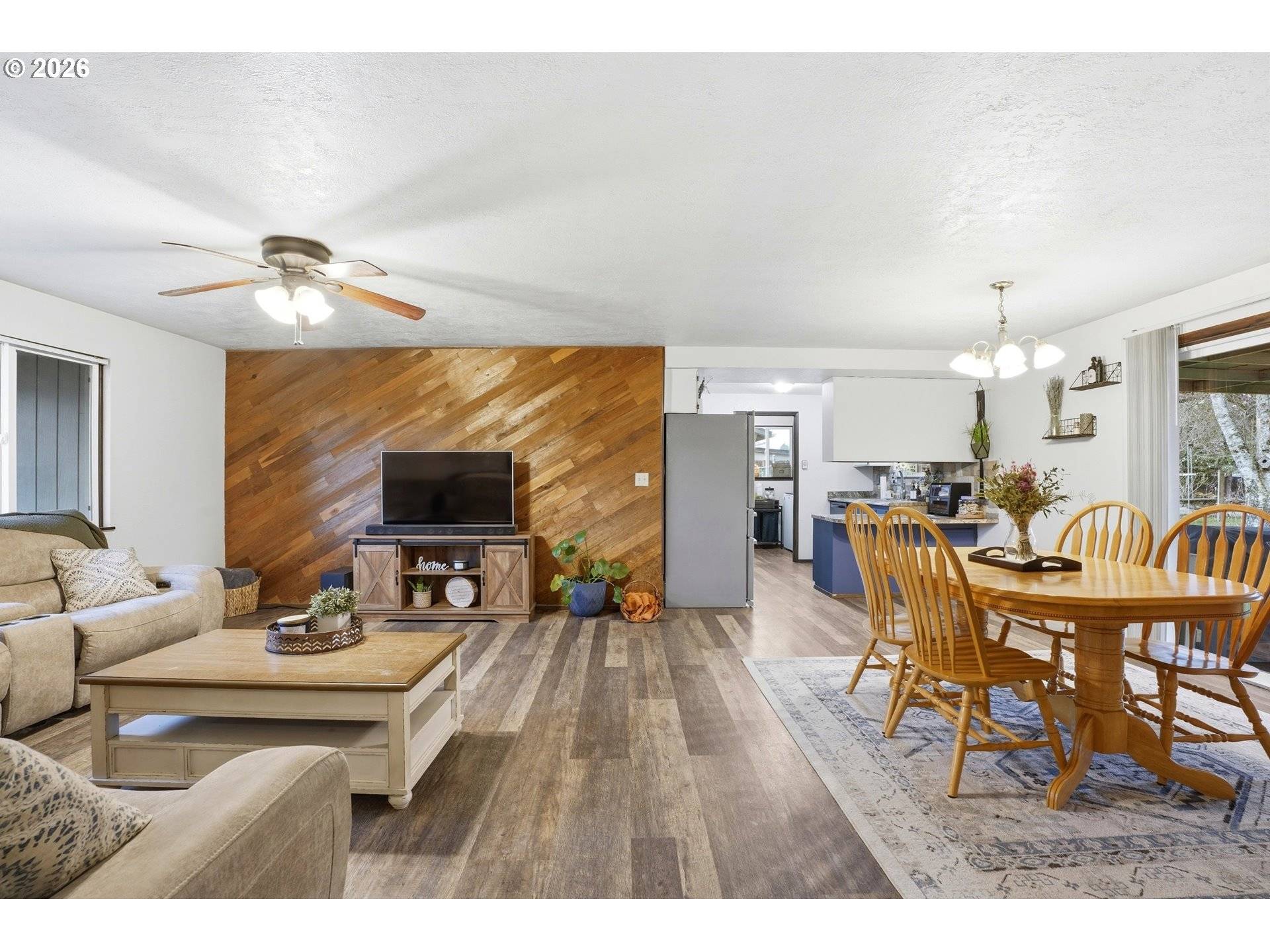 224 6TH ST, Dayton, OR 97114