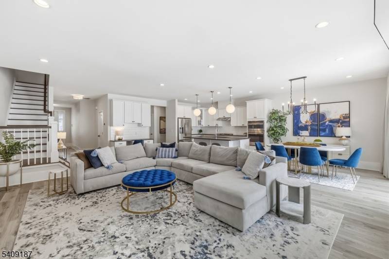 34 Aspen Dr, Cedar Grove Twp., NJ 07009