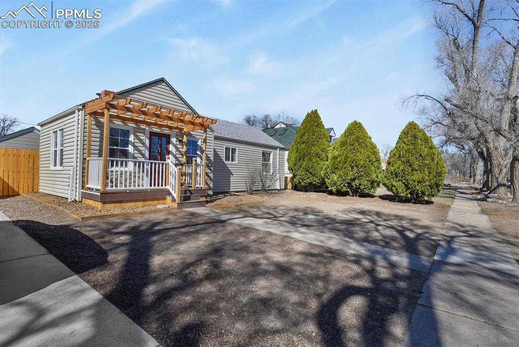 2415 2nd AVE, Pueblo, CO 81003