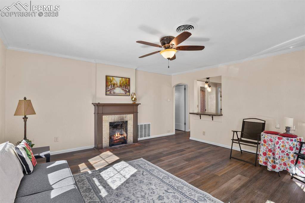 2415 2nd AVE, Pueblo, CO 81003