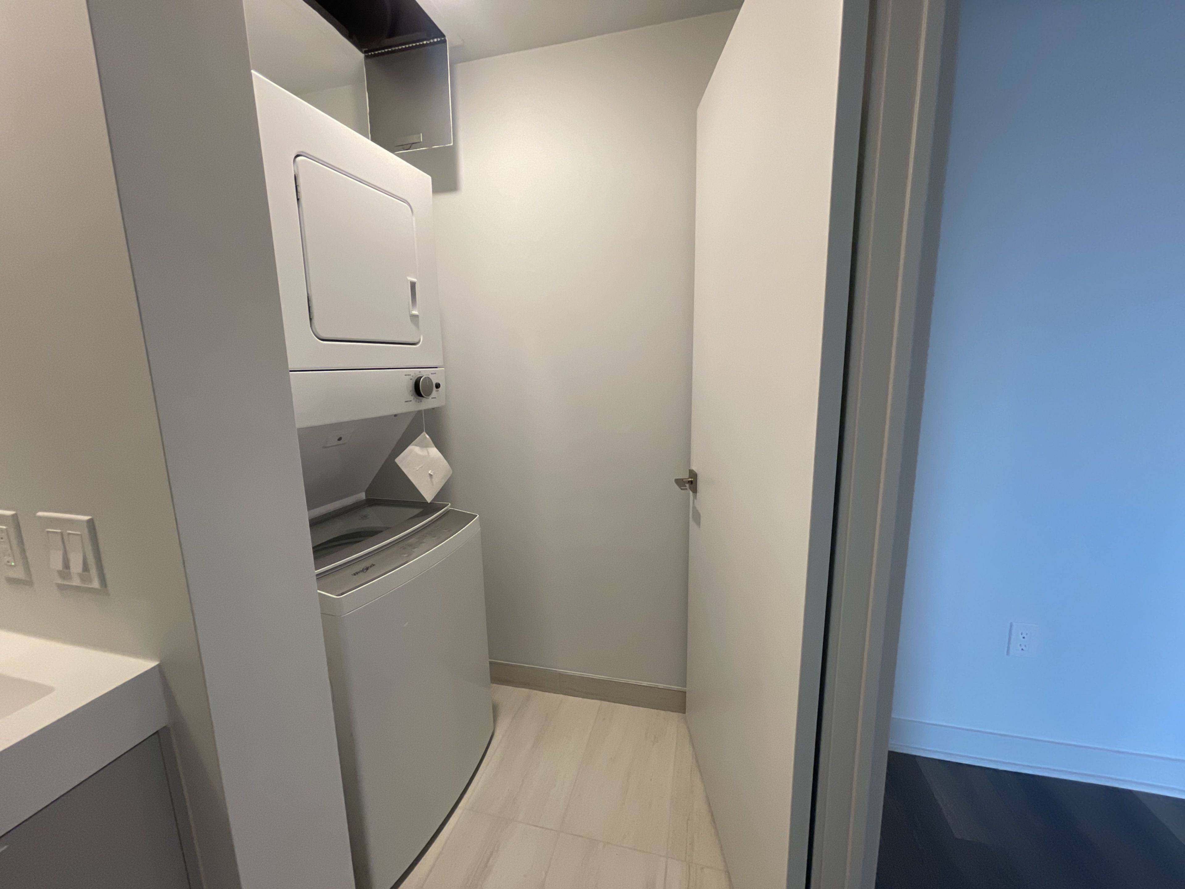 2920 Highway 7 RD #913, Vaughan, ON L4K 0P4