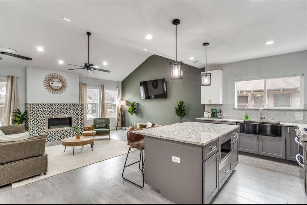 1606 W 12th Street, Dallas, TX 75208