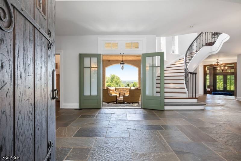 211 Private Road, Bernardsville Boro, NJ 07924