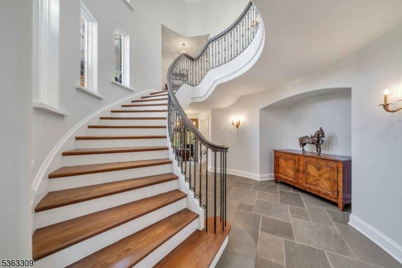 211 Private Road, Bernardsville Boro, NJ 07924