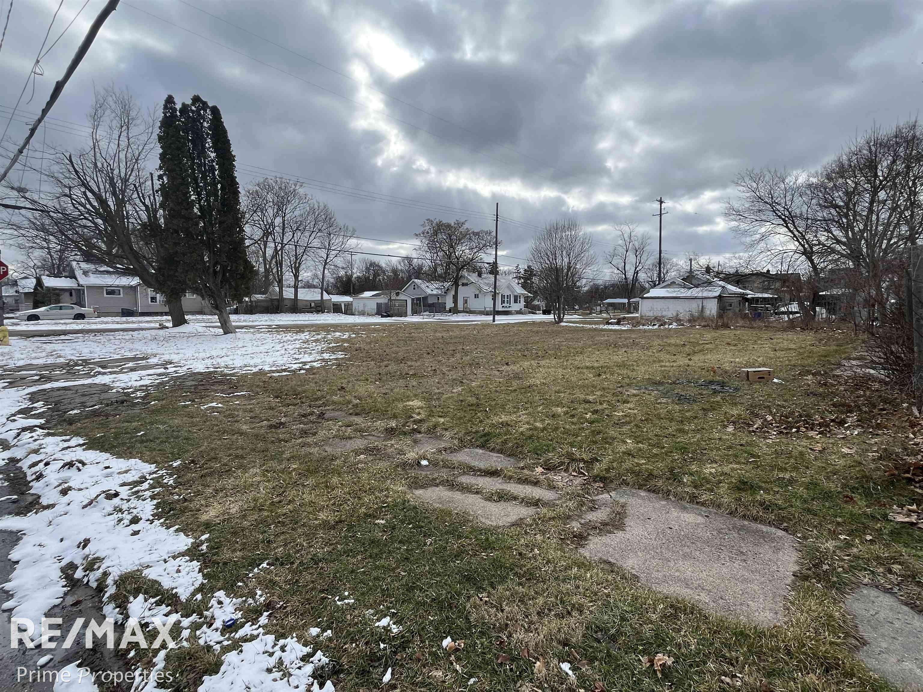 1501 Arlington AVE, Flint, MI 48506