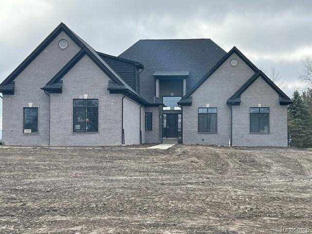 6833 John R RD, Troy, MI 48085