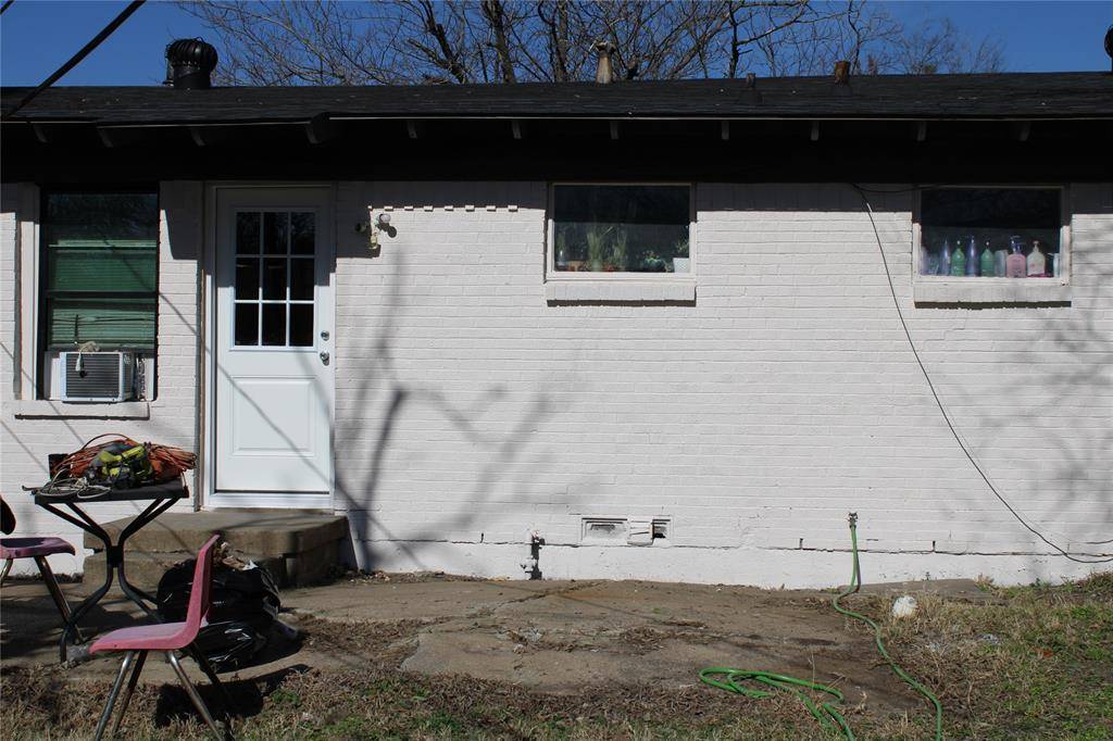 1620 Hillcrest Street, Mesquite, TX 75149