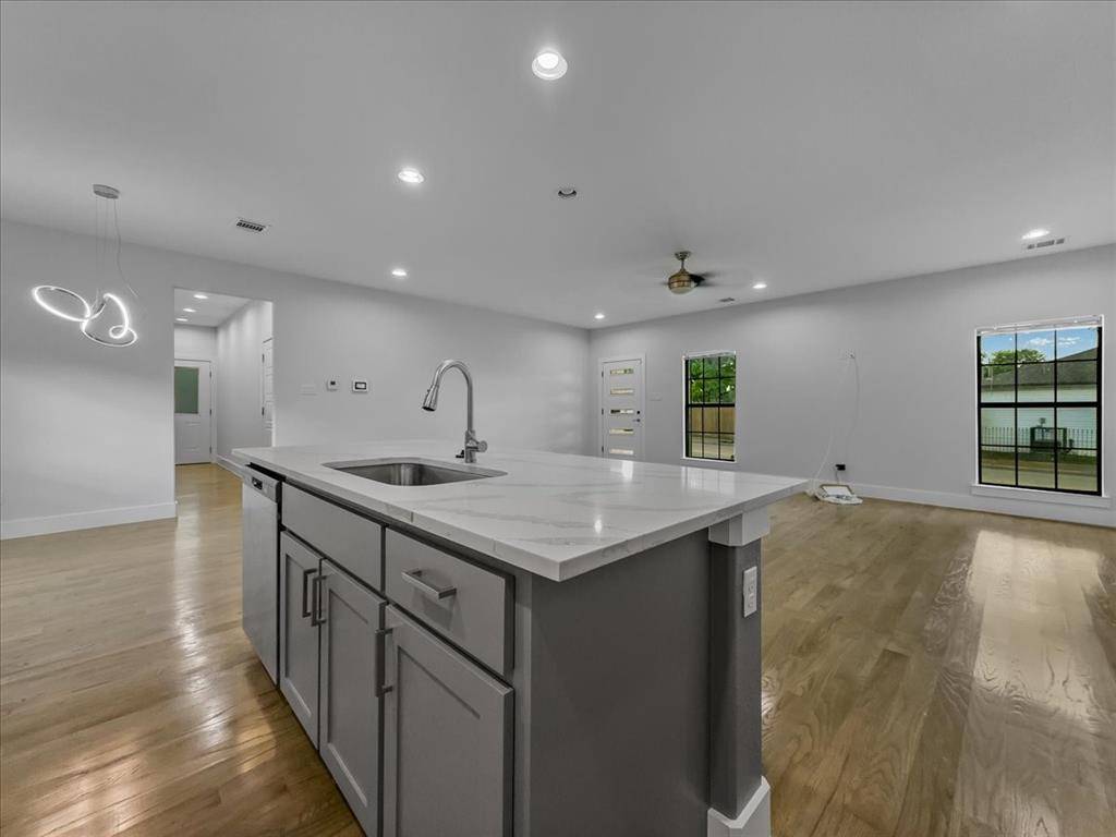 5635 Philip Avenue, Dallas, TX 75223