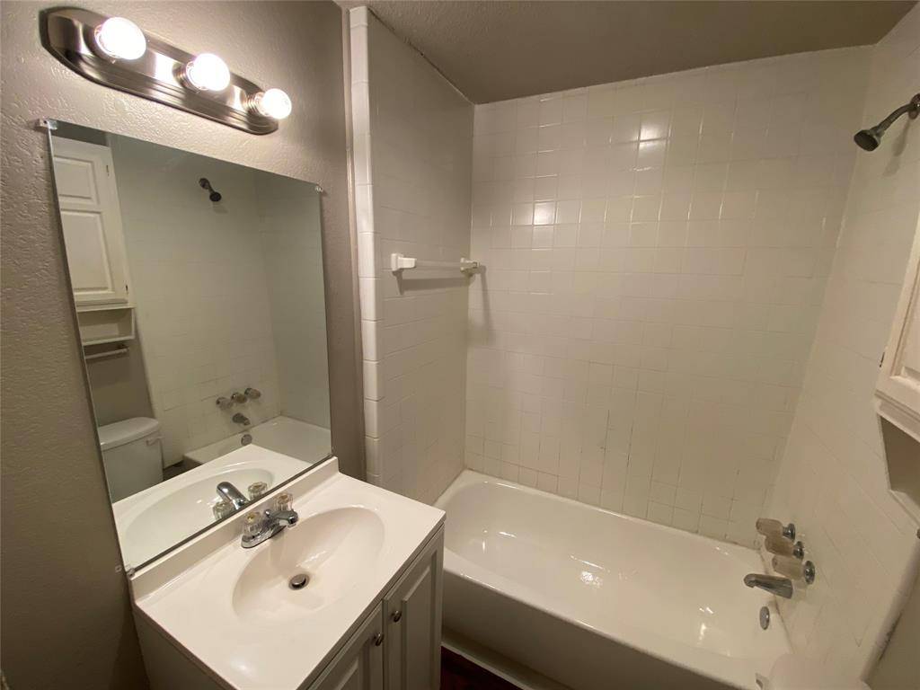 4427 Canal Street, Dallas, TX 75210