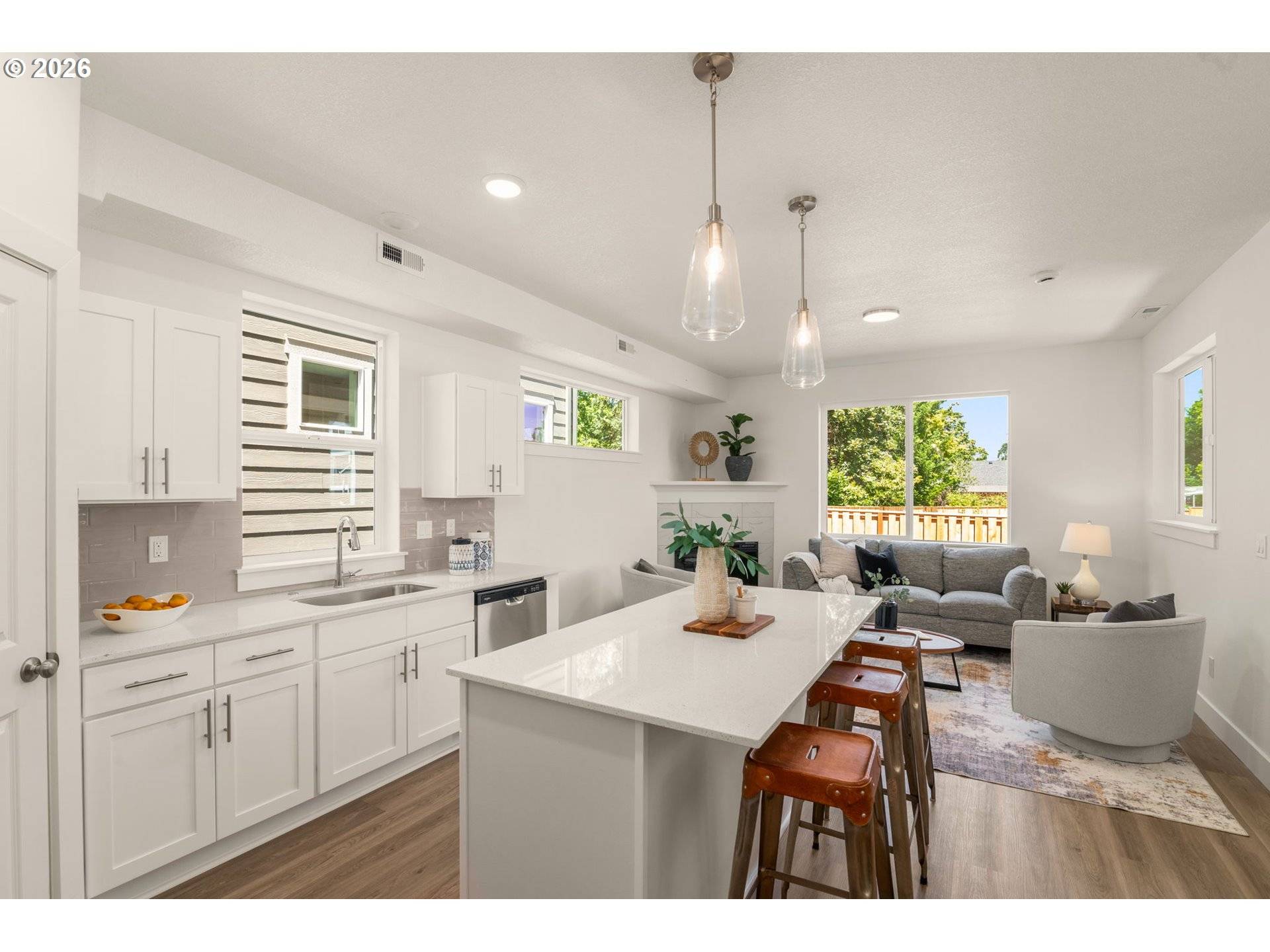 7327 SW Leonard PL #L-5, Beaverton, OR 97007