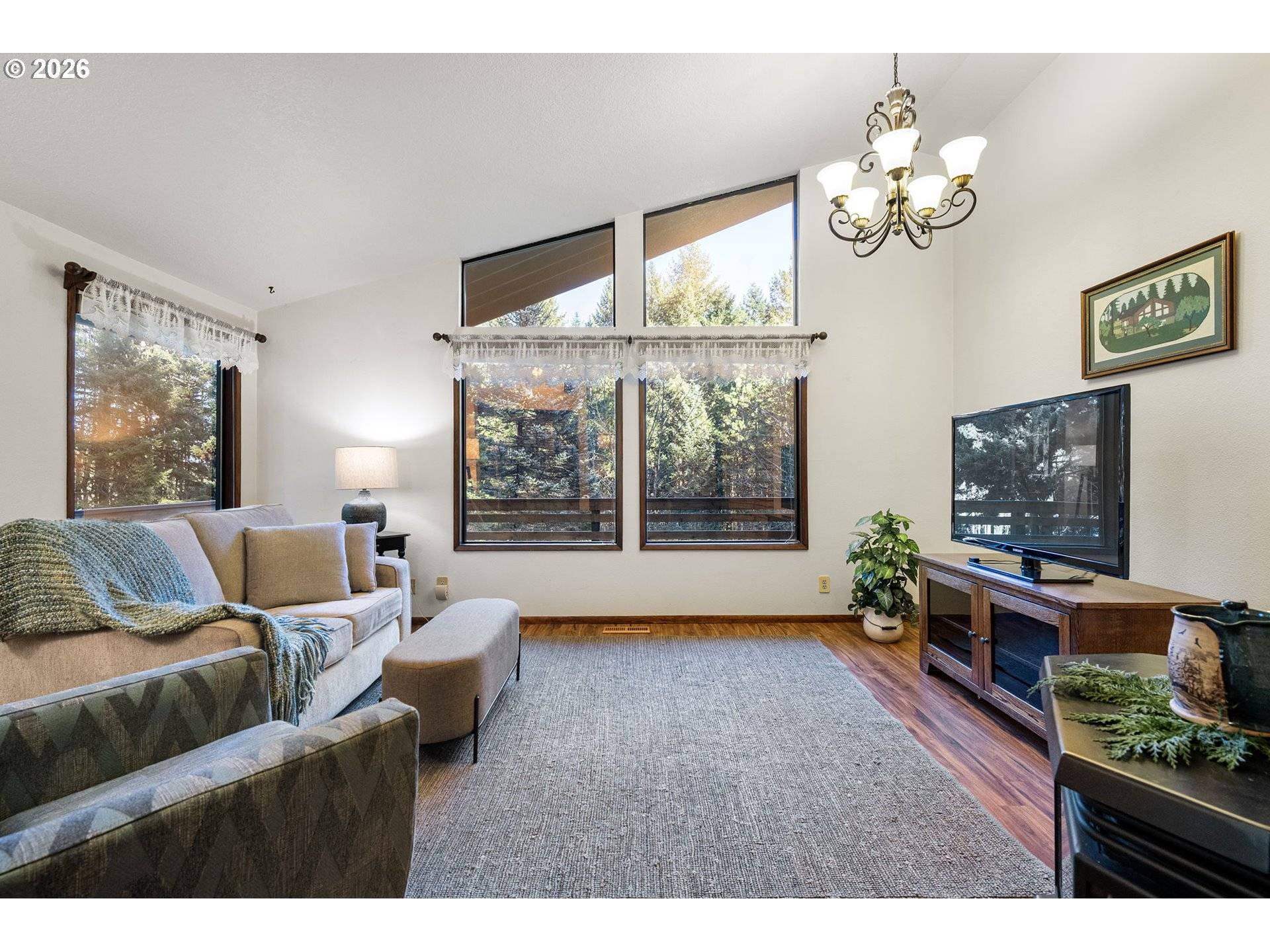 88931 LOIS LN, Elmira, OR 97437