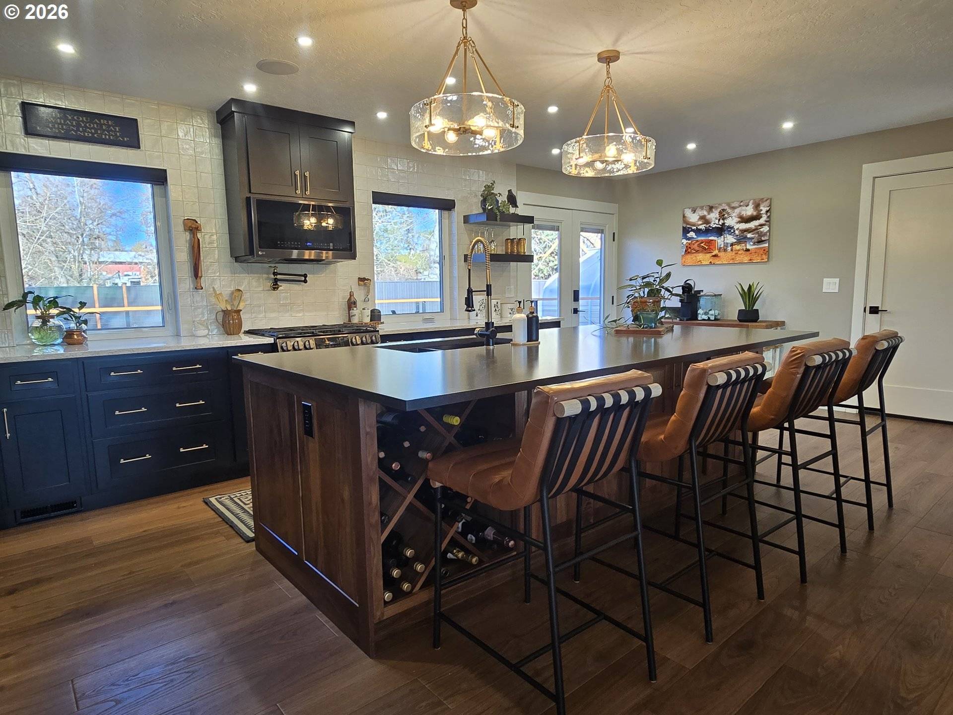 230 HOGANS ALY, Dufur, OR 97021