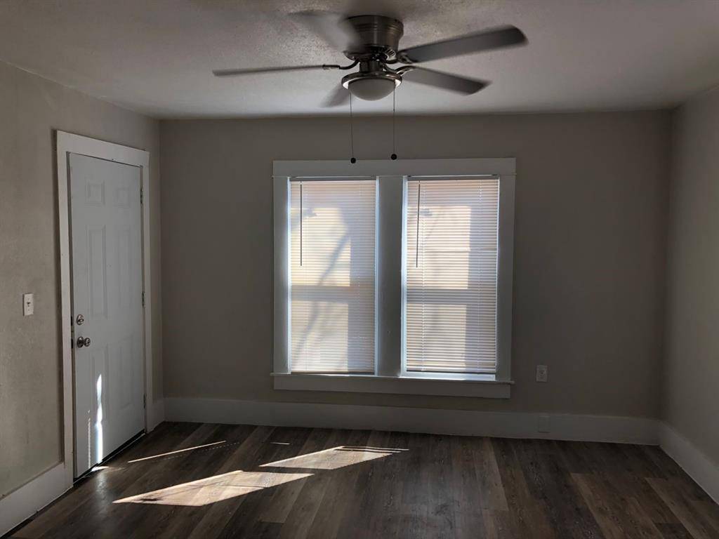 502 Cottonwood Street, Coleman, TX 76834