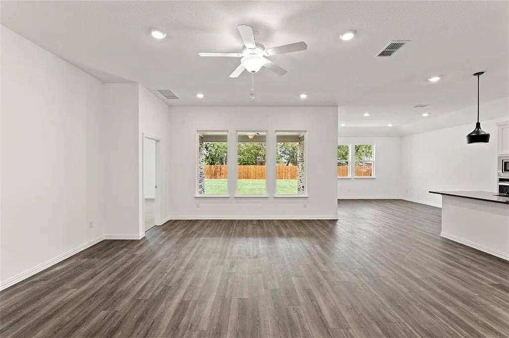 1632 Pavin Lane, Fort Worth, TX 76052