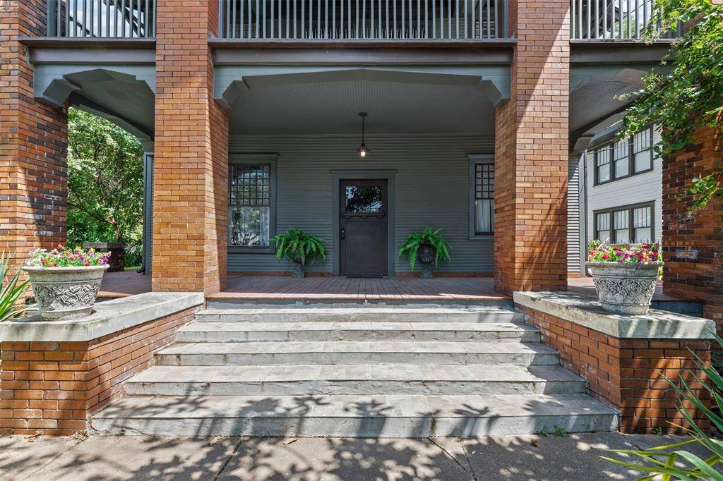 4606 E Side Avenue, Dallas, TX 75226