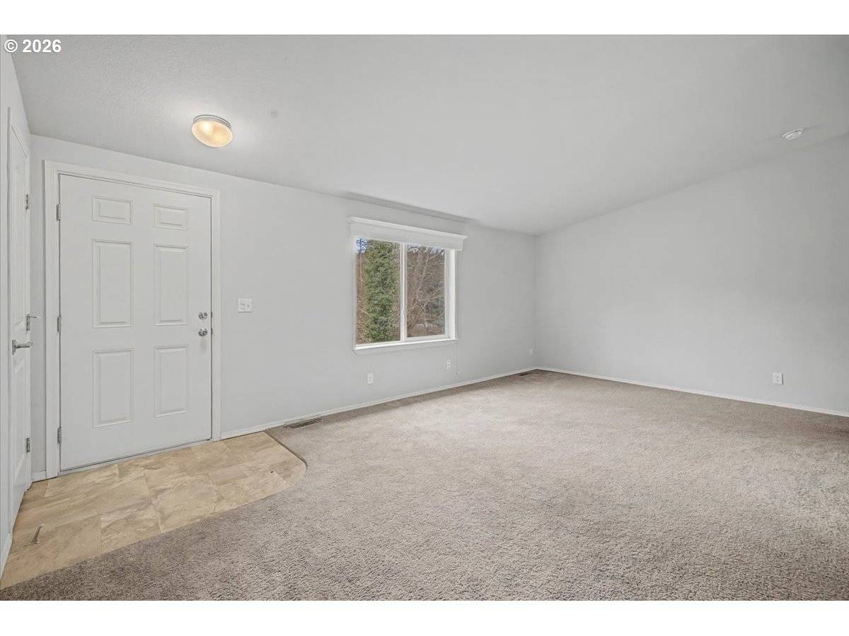 15 N HILLSIDE DR, Otis, OR 97368