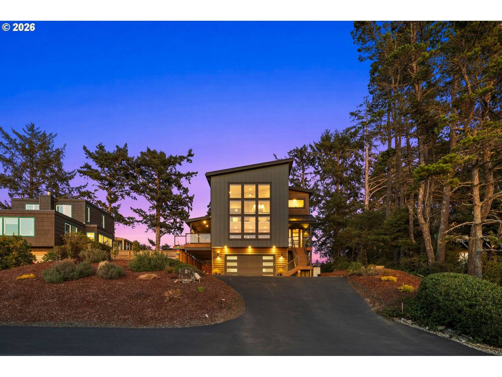 31302 J PL, Ocean Park, WA 98640