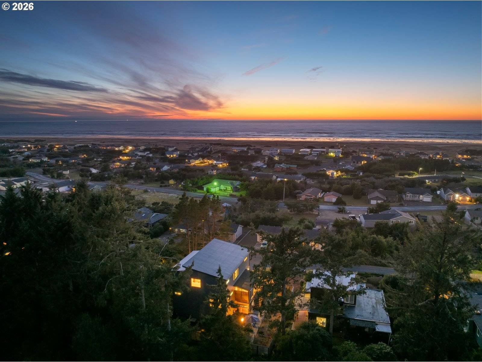 31302 J PL, Ocean Park, WA 98640