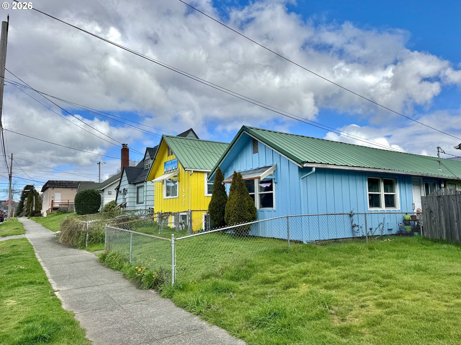 1032 S 4th ST, Coos Bay, OR 97420
