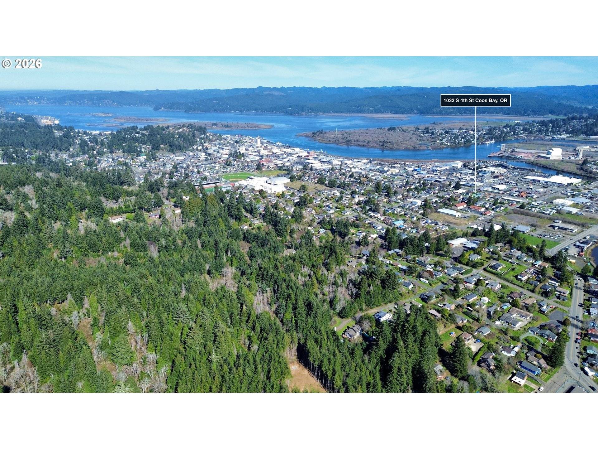 1032 S 4th ST, Coos Bay, OR 97420