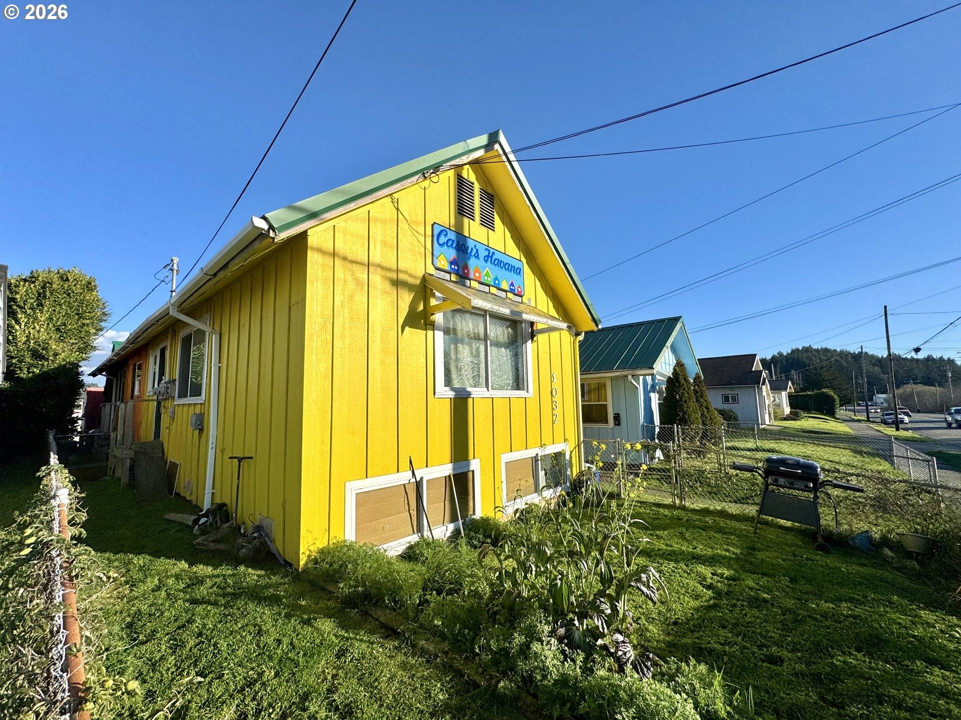 1032 S 4th ST, Coos Bay, OR 97420