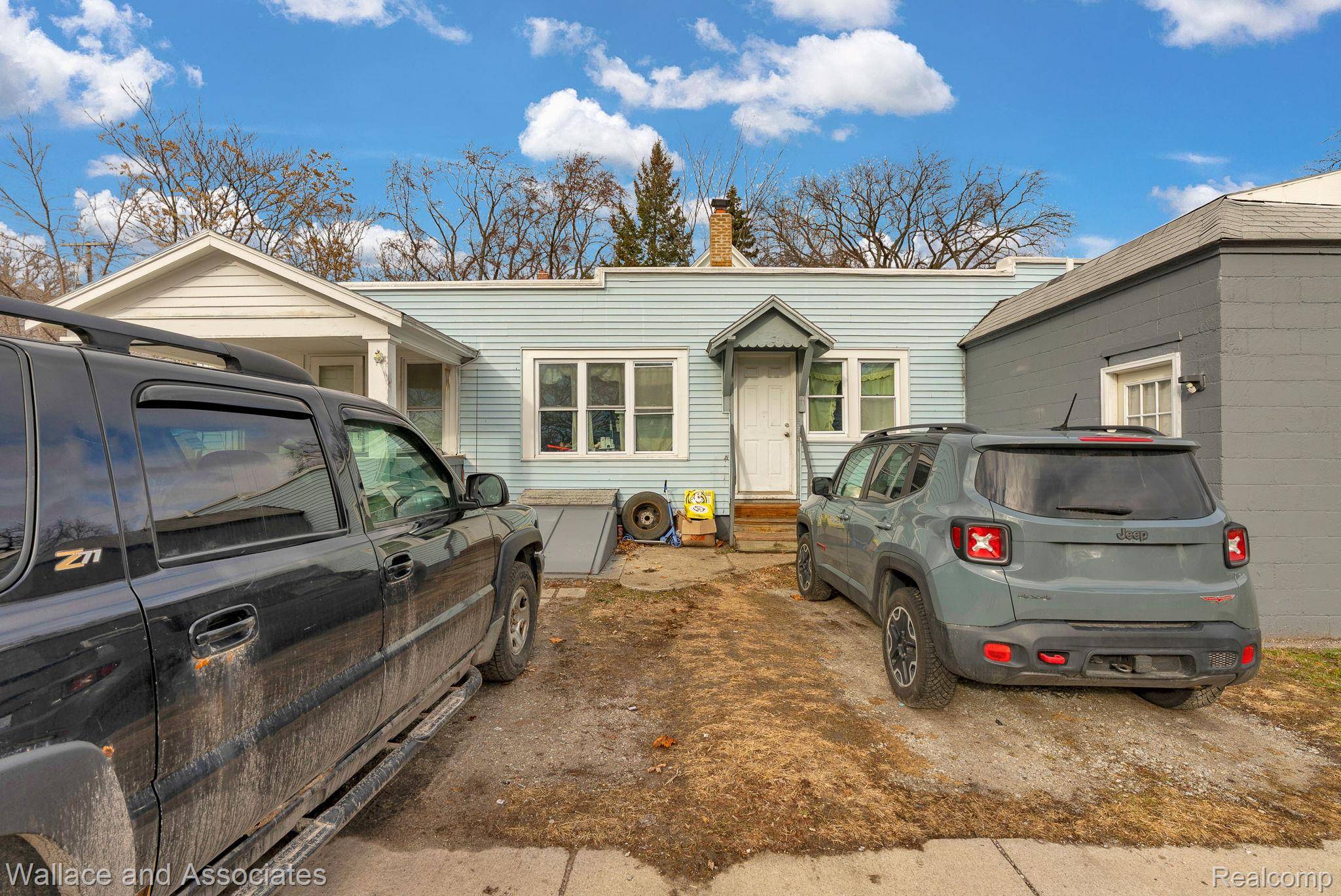 1825 16th ST, Port Huron, MI 48060