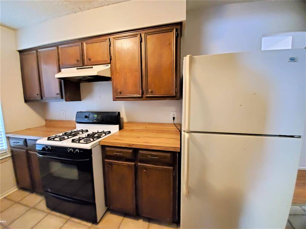 1002 Mulkey Lane, Denton, TX 76209