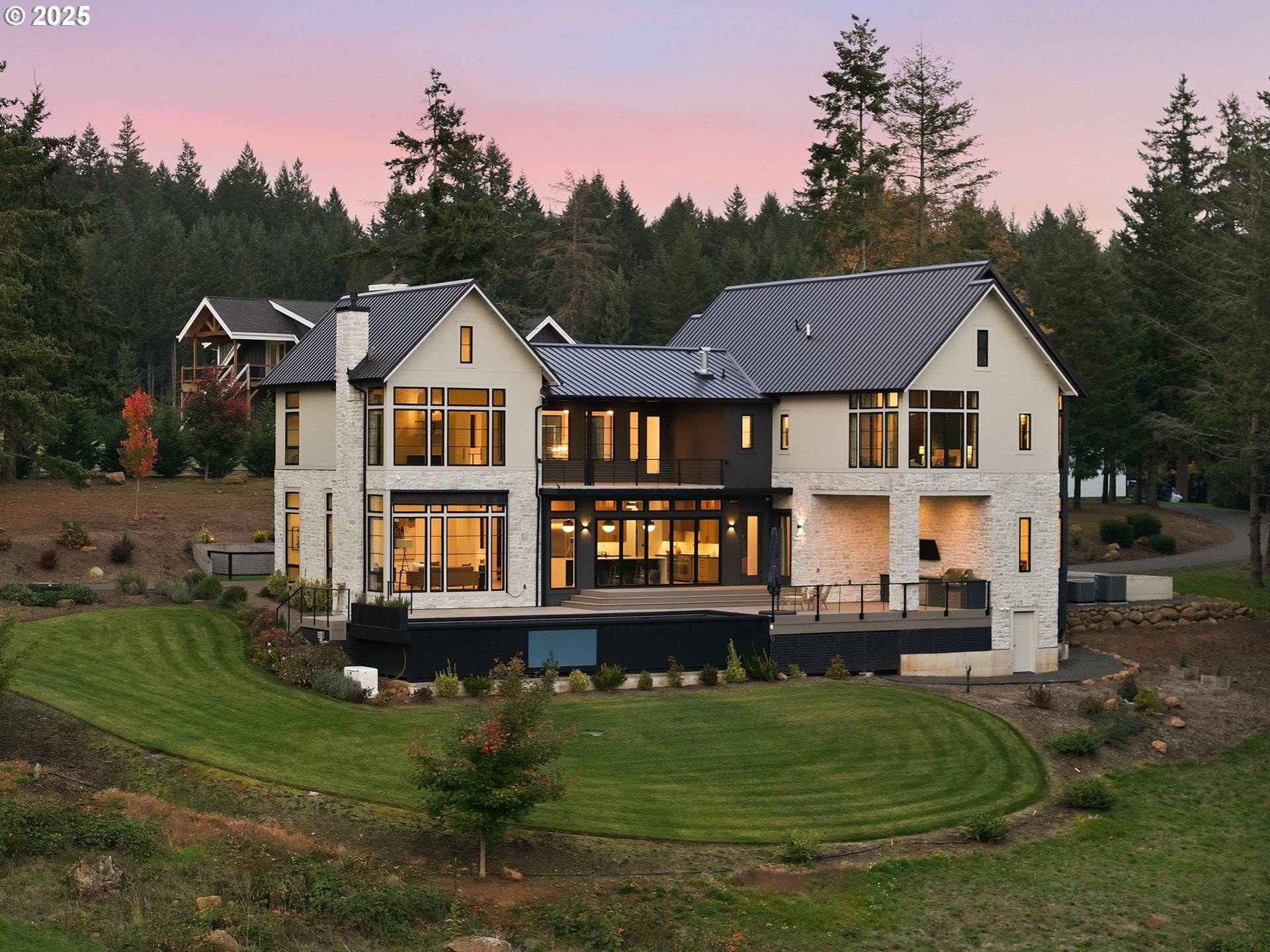 15299 NE QUARRY RD, Newberg, OR 97132