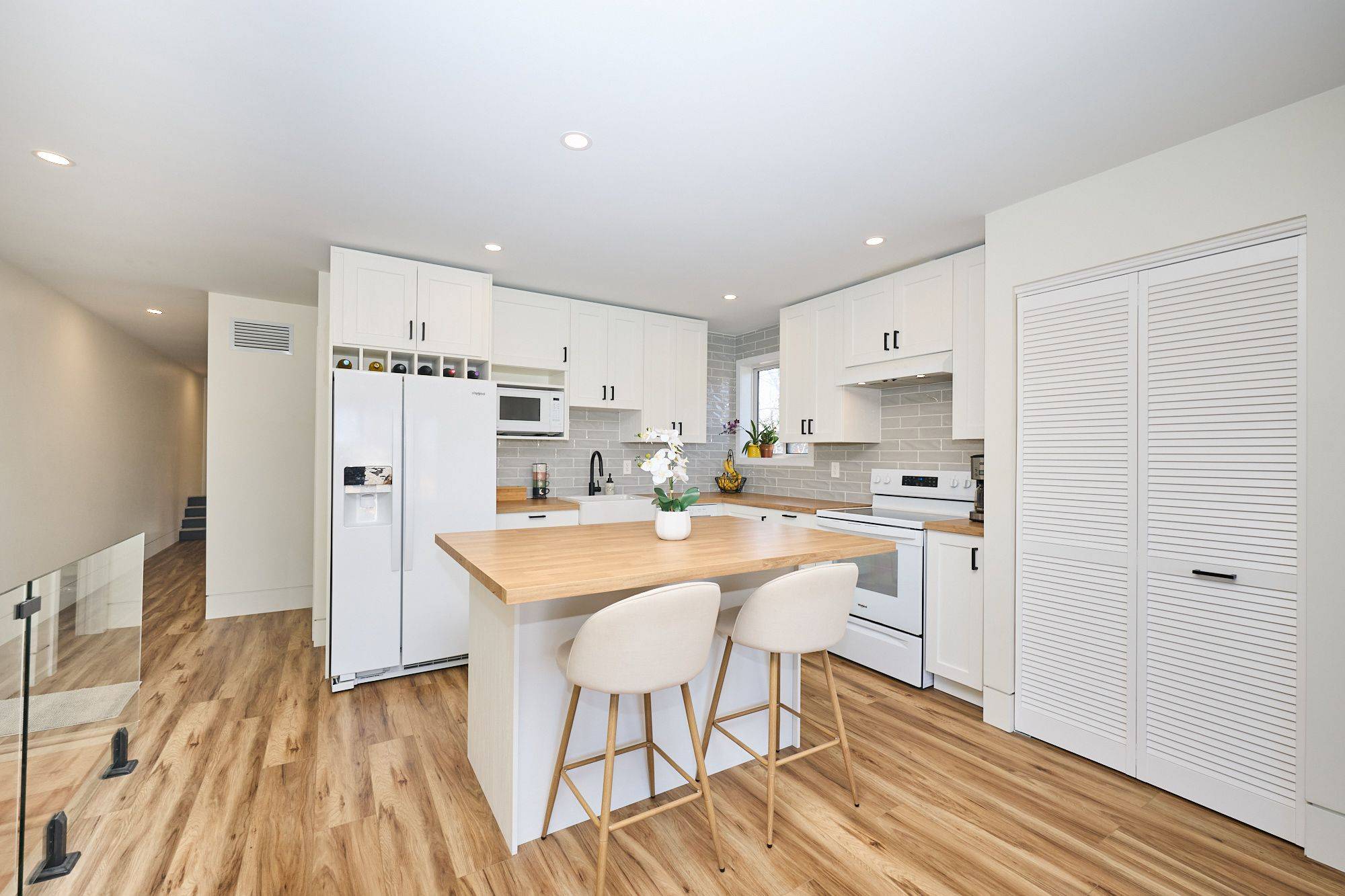 141 Douglas ST, Fort Erie, ON L2A 6V3