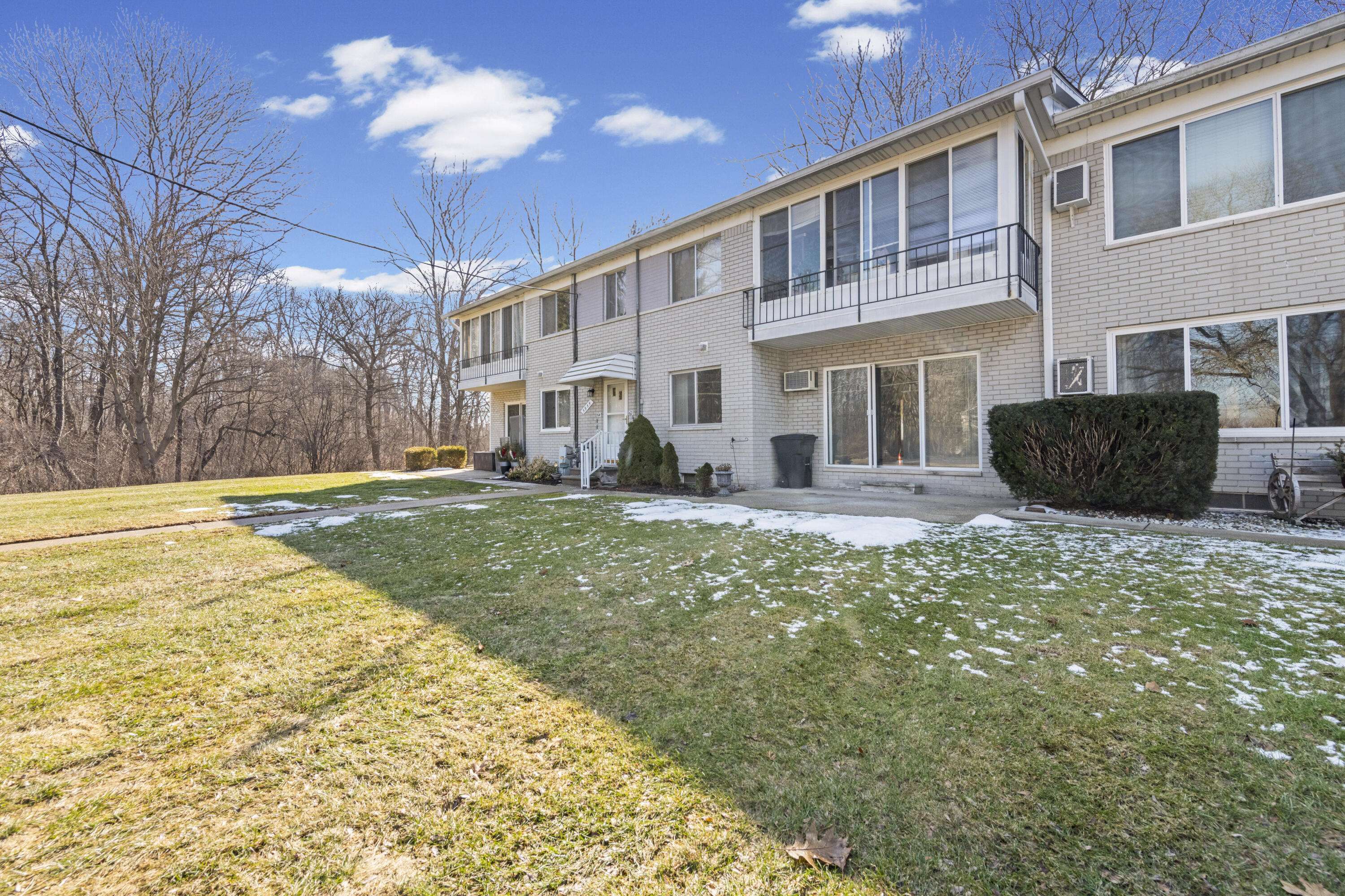 5955 Alan DR #61, Brighton Twp, MI 48116