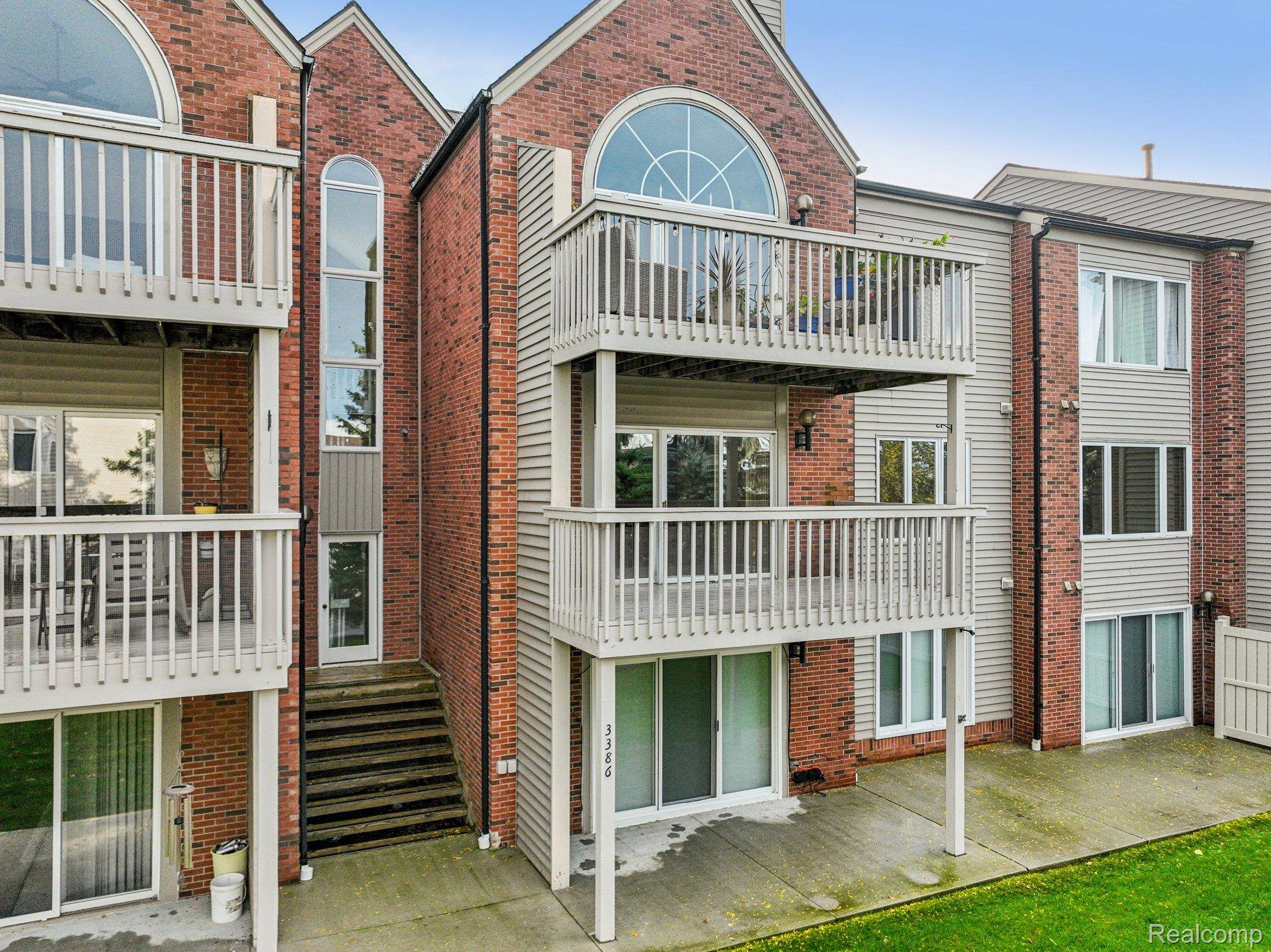 3388 Loon Lake CT, Waterford Charter Township, MI 48329