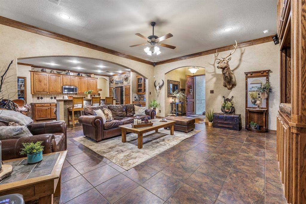 295 Lone Oak, Mineral Wells, TX 76067