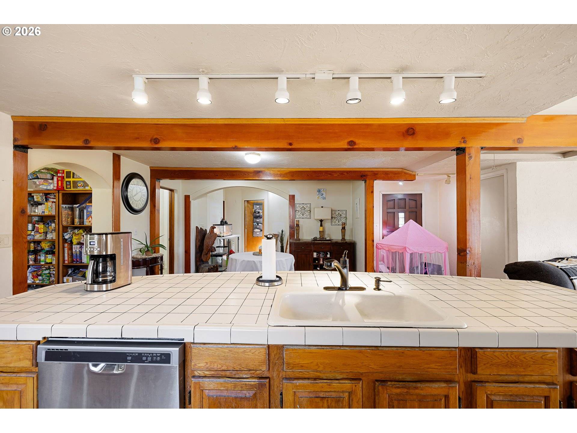 80181 LOST CREEK RD, Dexter, OR 97431