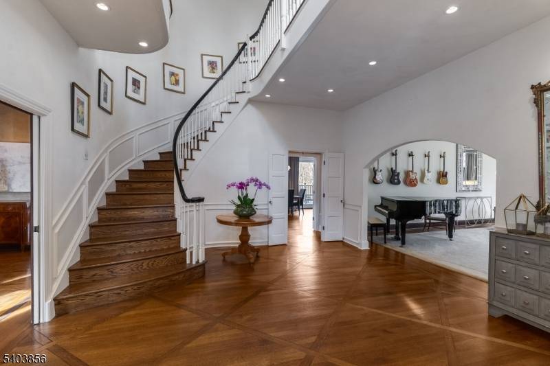 101 Sunnybranch Rd, Far Hills Boro, NJ 07931