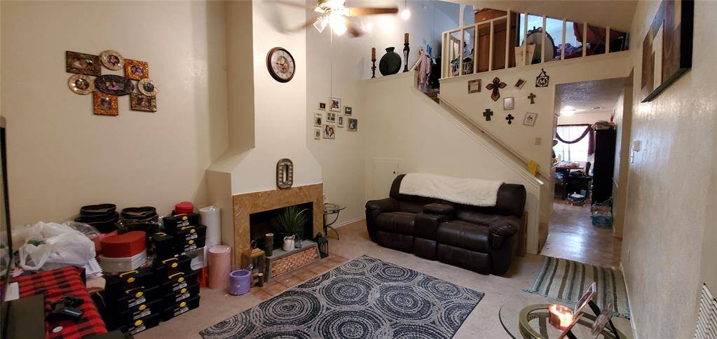 3012 N Bell Avenue, Denton, TX 76209