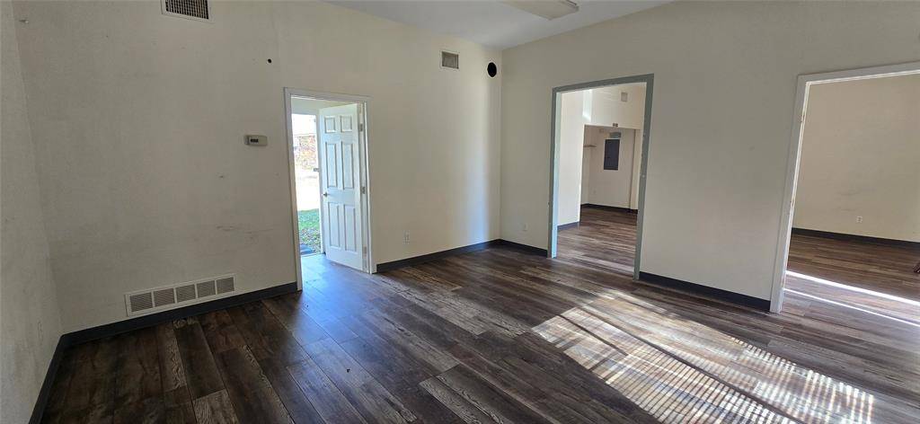 227 Texas Street, Cedar Hill, TX 75104