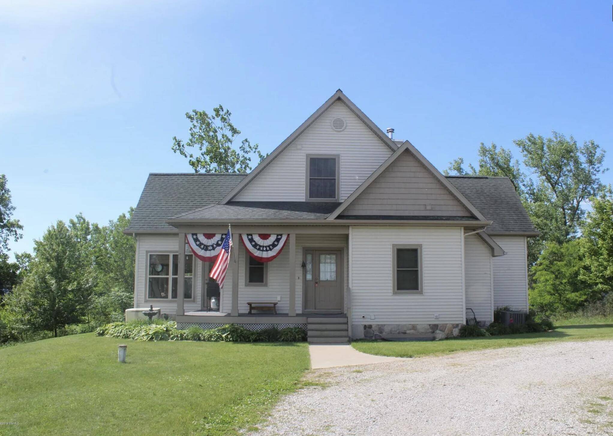 511 E Southern RD, Coldwater, MI 49036