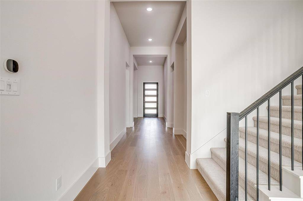 213 Lantern Ridge Drive, Aledo, TX 76008