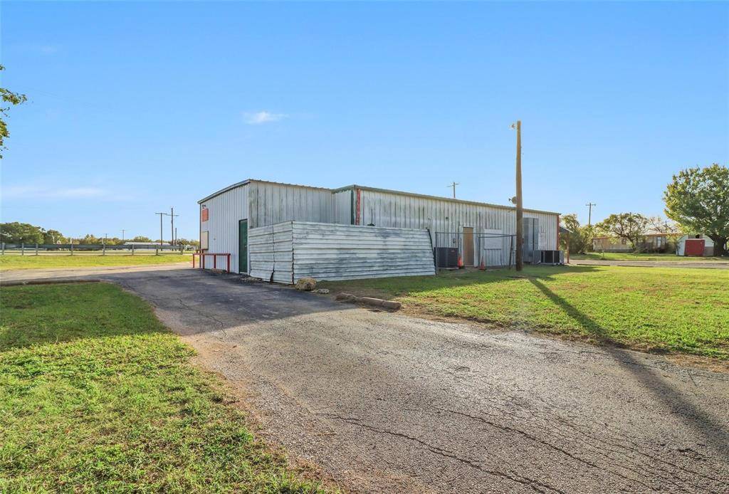 8430 W US 380, Denton, TX 76207