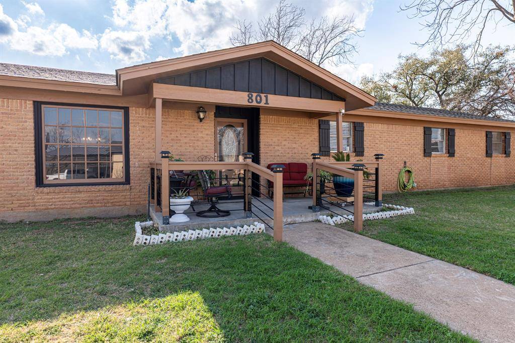 801 Westridge Circle, Breckenridge, TX 76424