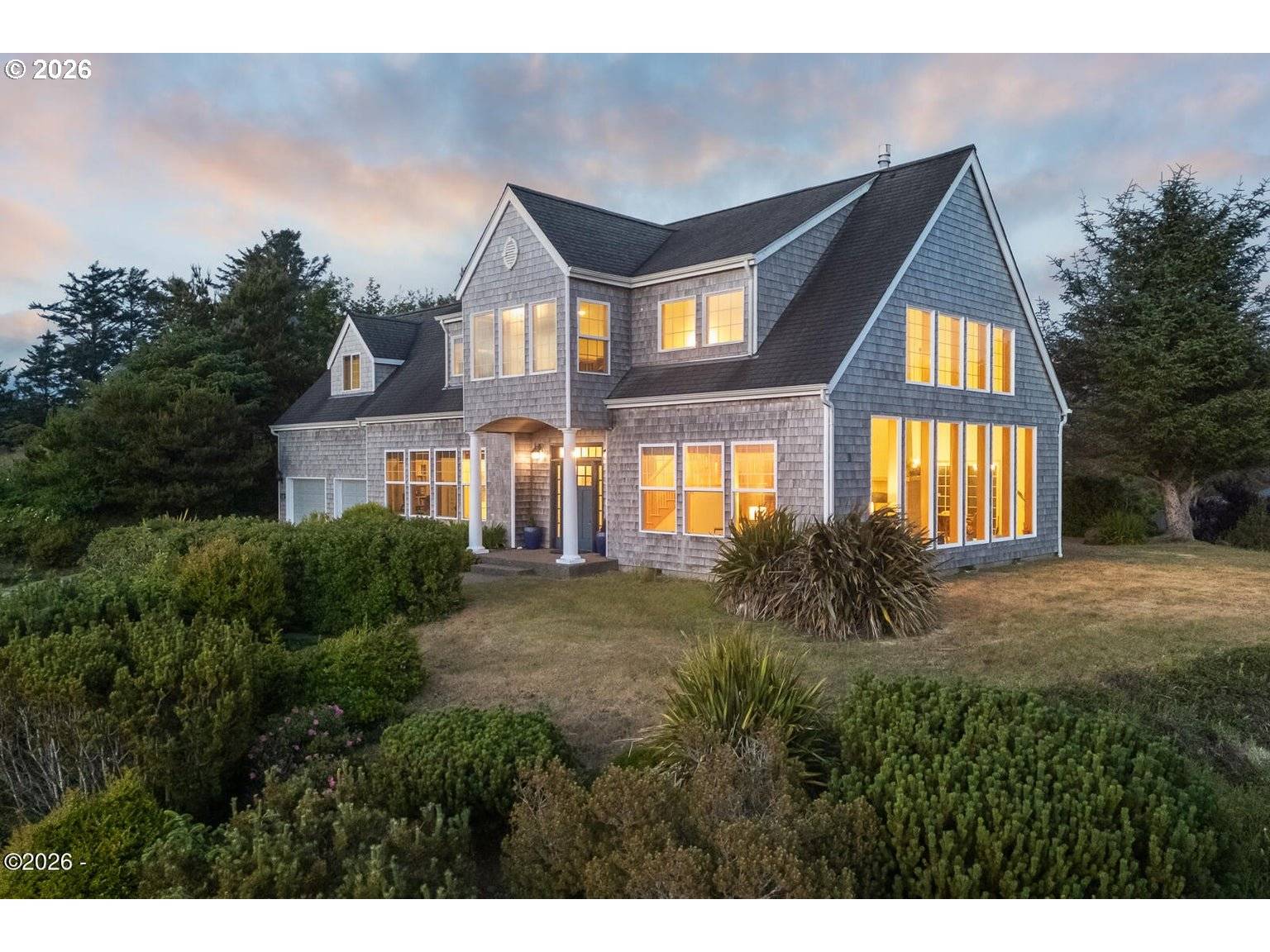 5340 HAYSTACK DR, Neskowin, OR 97149